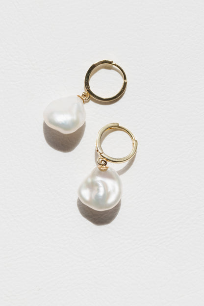 Organic Pearl Dangling Earrings