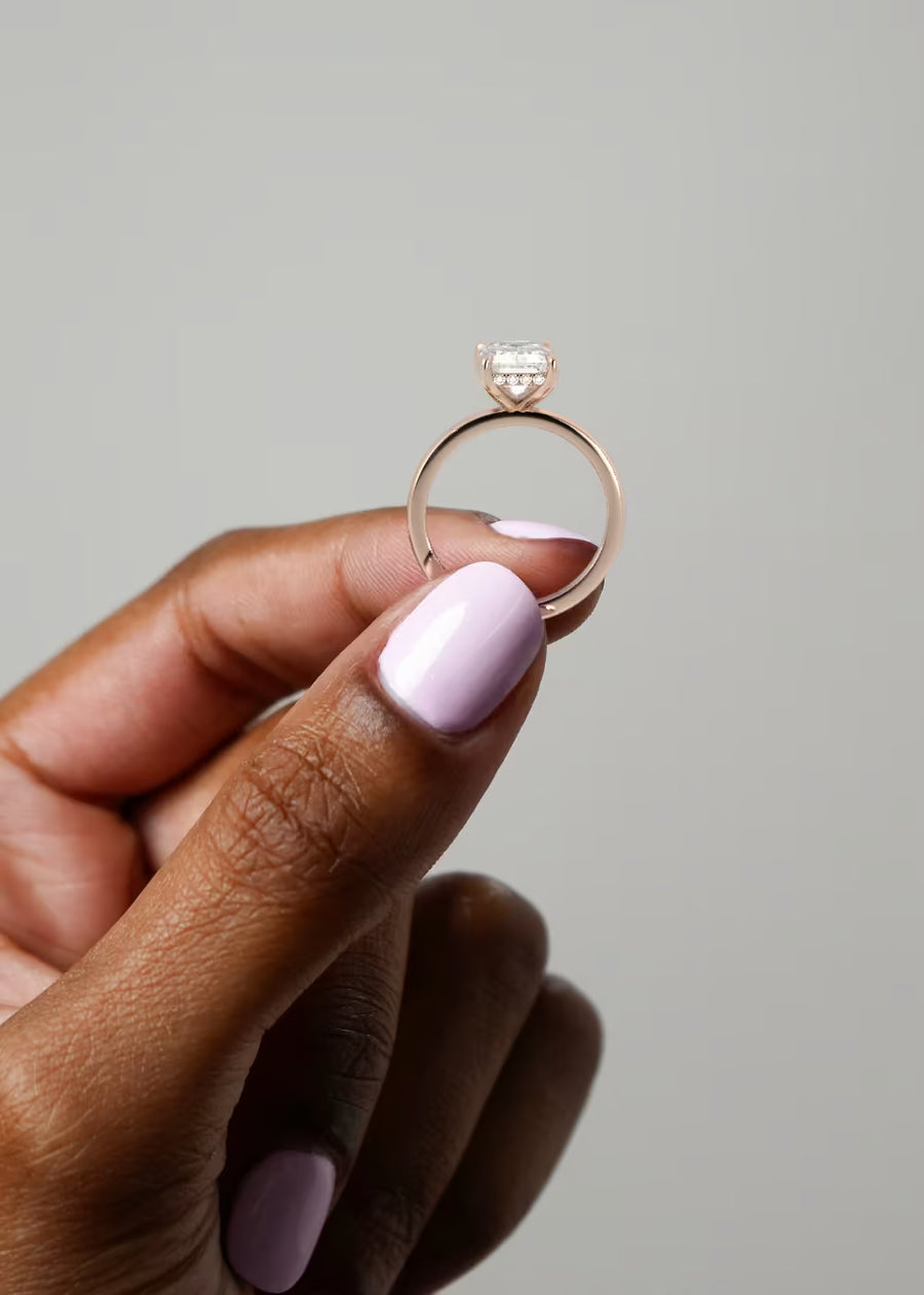 RG: The Aura Emerald Rose Gold Hand 3