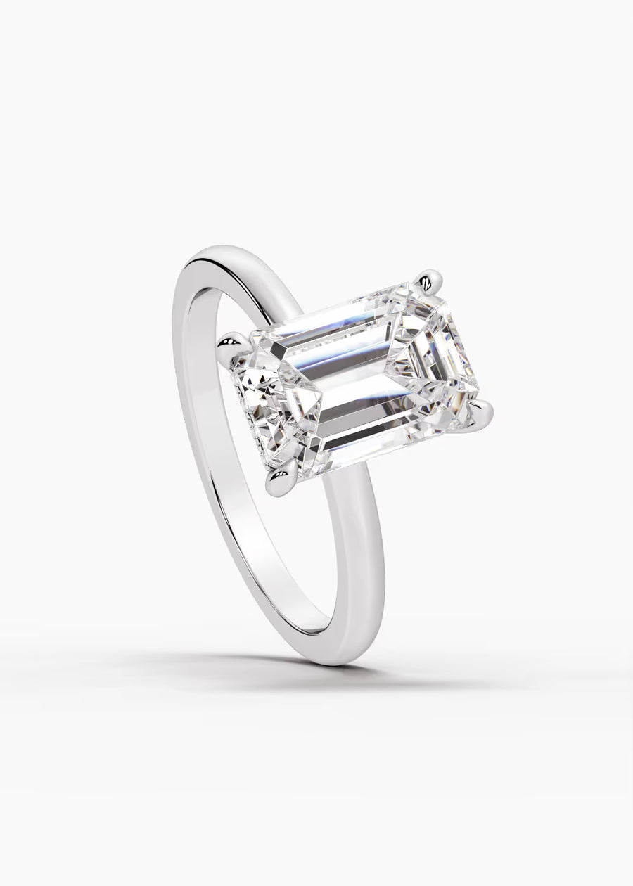 WG: The Aura · Emerald — white gold view 4