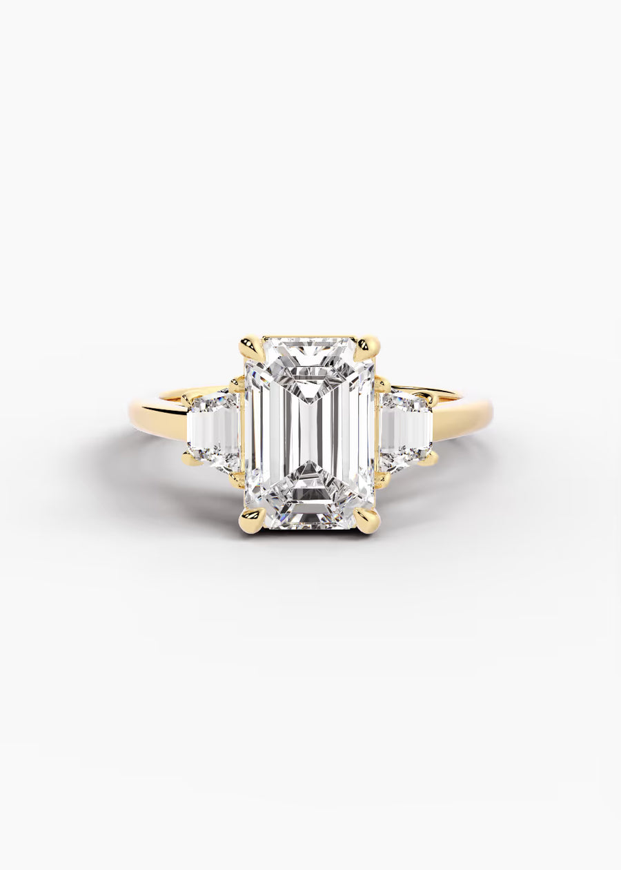 YG: The Axis · Emerald — yellow gold view 1