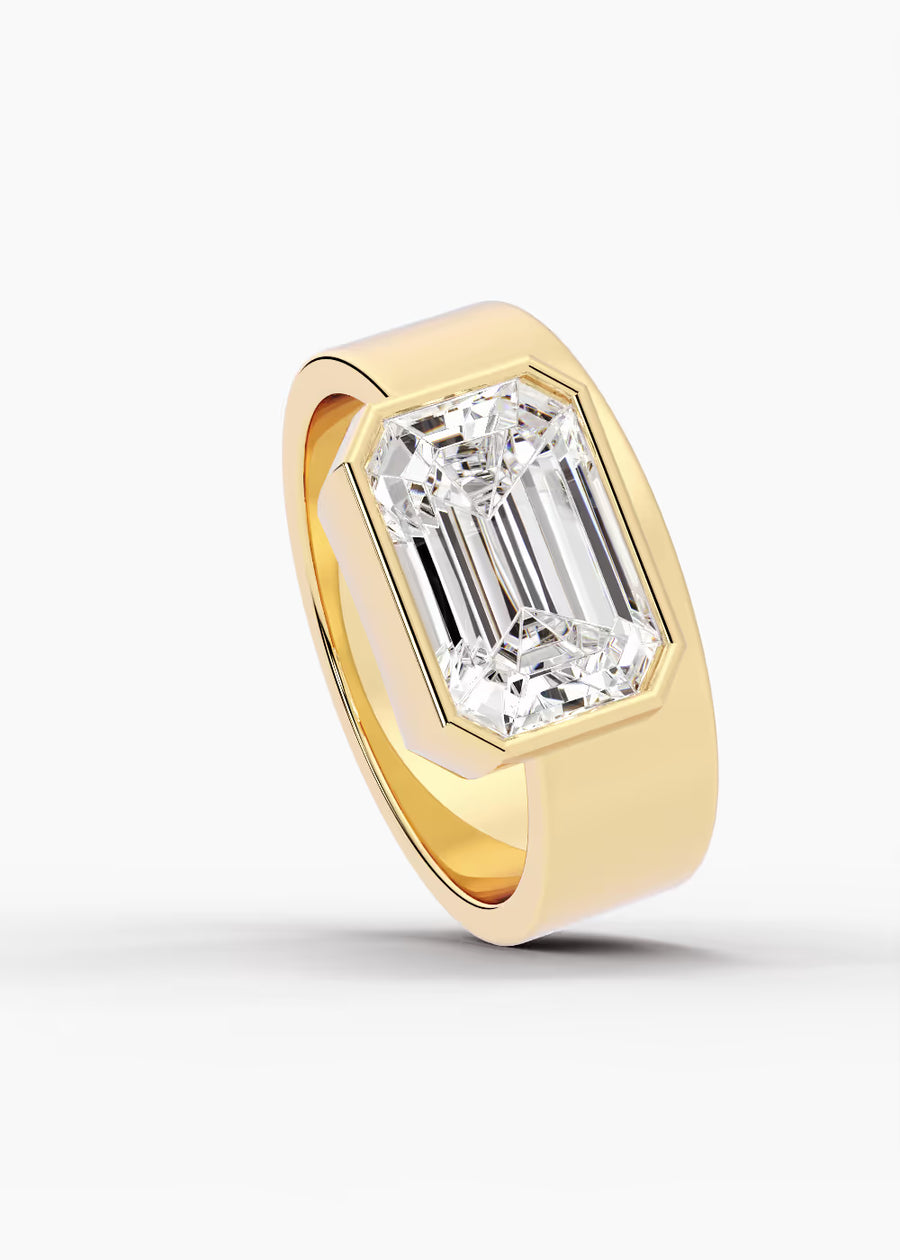 YG: The Drift · Emerald — yellow gold view 4