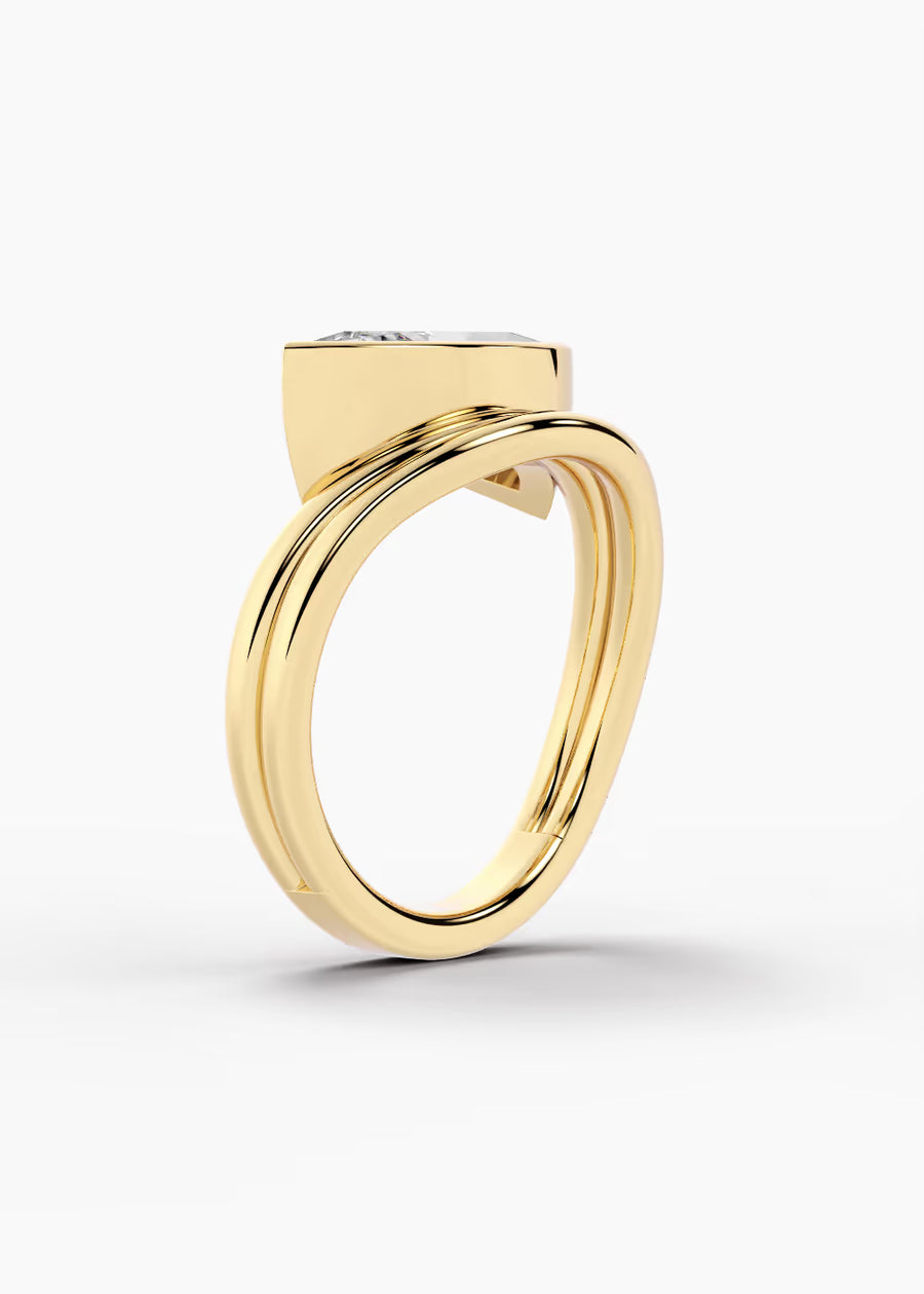 YG: The Dune · Marquise — yellow gold view 2