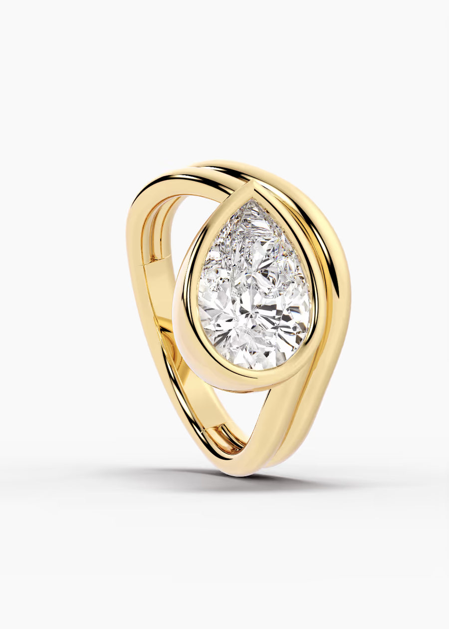 YG: The Dune · Pear — yellow gold view 4