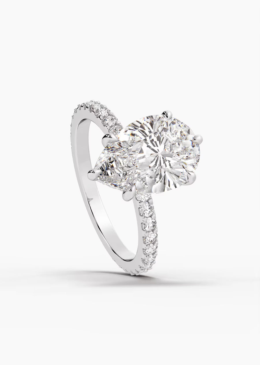 WG: The Ever · Pear — white gold view 4
