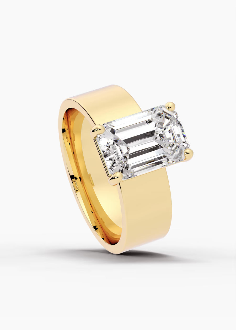 YG: The Foundry · Emerald — yellow gold view 4
