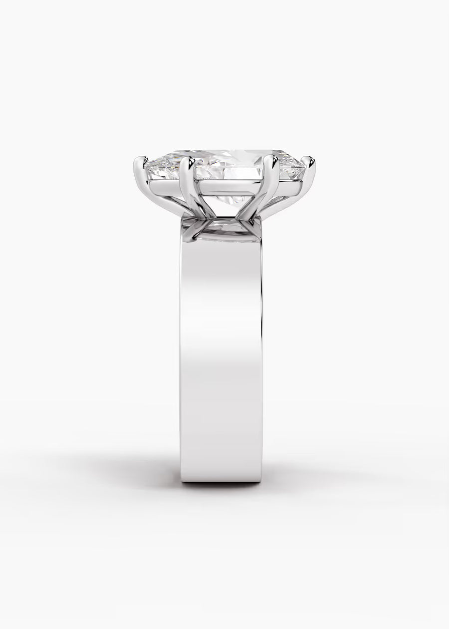 WG: The Foundry · Pear — white gold view 3