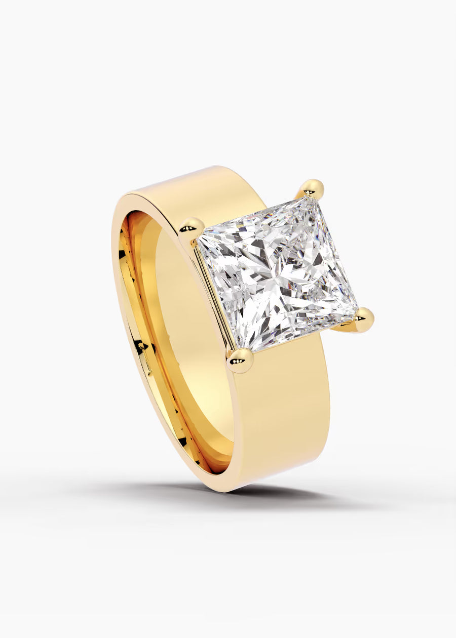 YG: The Foundry · Princess — yellow gold view 4