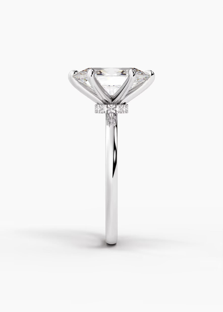 WG: The Keepsake · Oval — white gold view 3