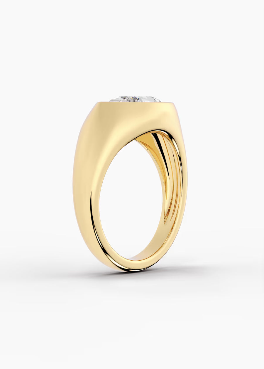 YG: The Origin · Pear — yellow gold view 2