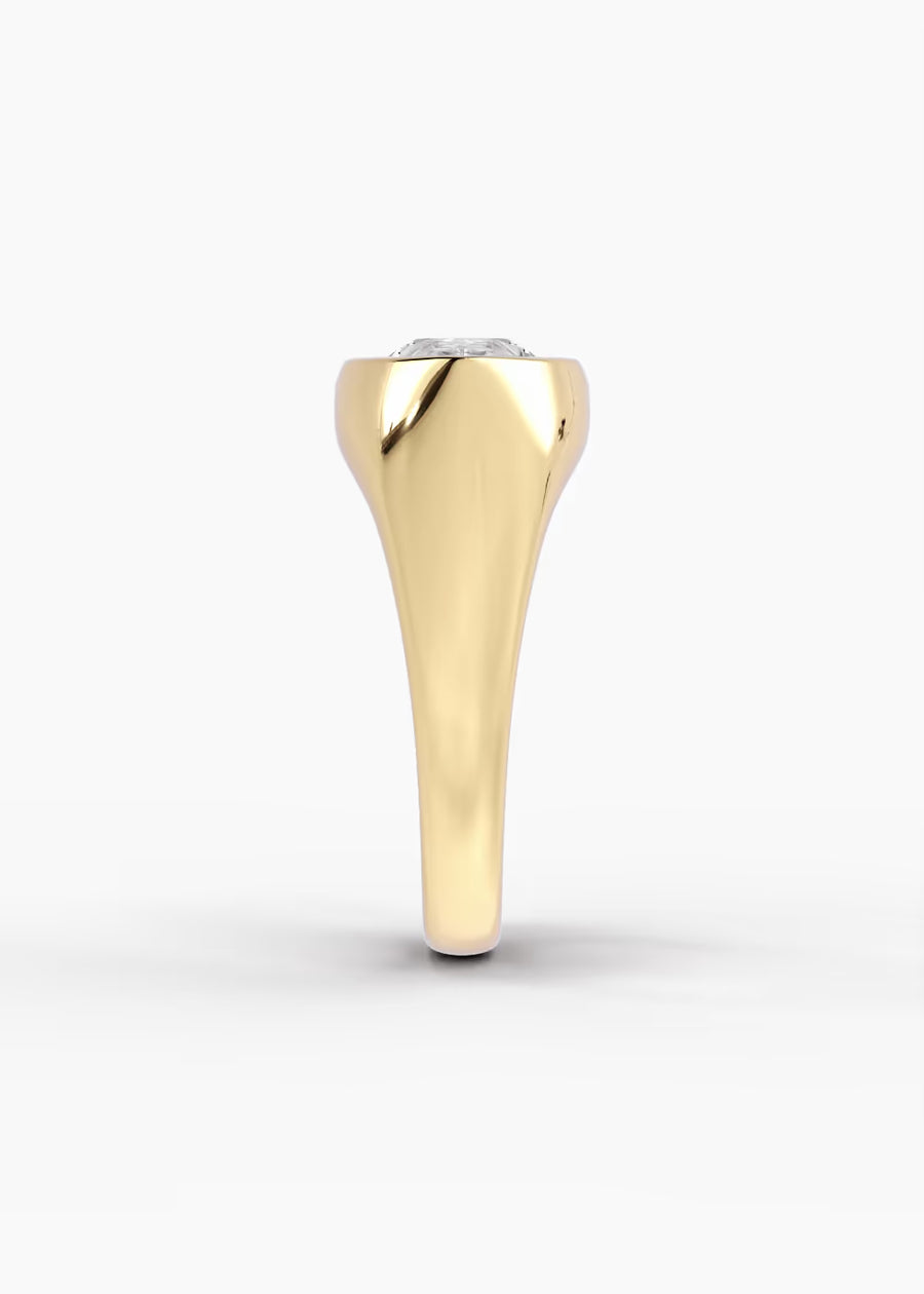 YG: The Origin · Pear — yellow gold view 3