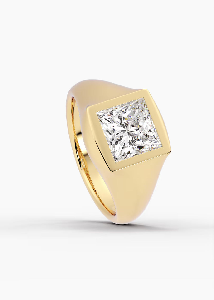 YG: The Origin · Princess — yellow gold view 4