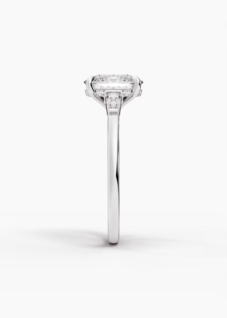WG: The Regent · Elongated Cushion — white gold view 3