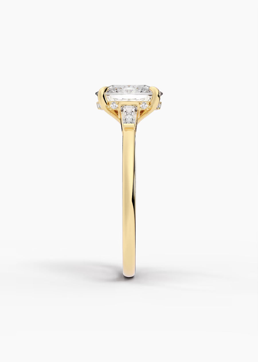 YG: The Regent · Elongated Cushion — yellow gold view 3