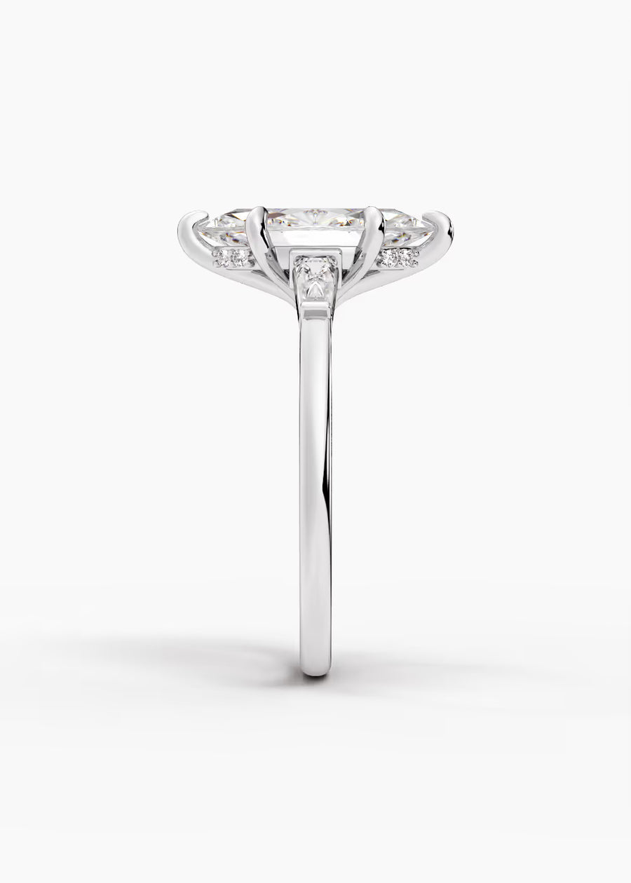 WG: The Regent · Marquise — white gold view 3