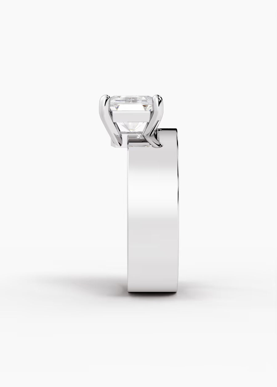 WG: The Shift · Emerald — white gold view 3
