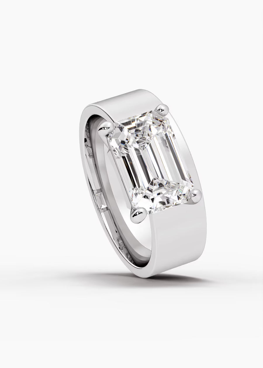 WG: The Shift · Emerald — white gold view 4