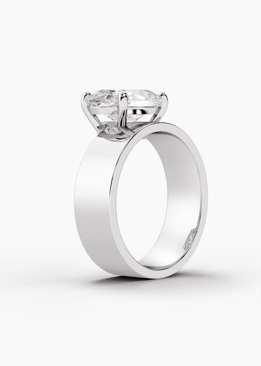 WG: The Shift · Oval — white gold view 2