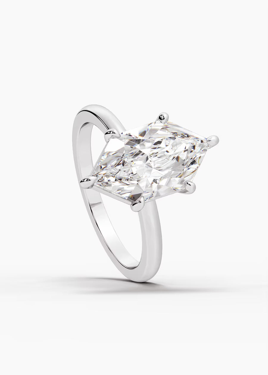 WG: The Signature · Dutch Marquise Brilliant — white gold view 4