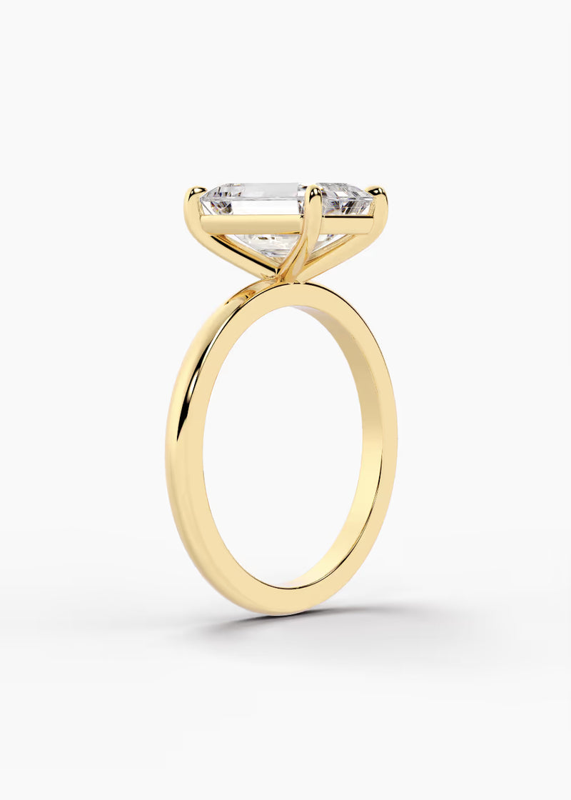 The Signature · Emerald — YG detail