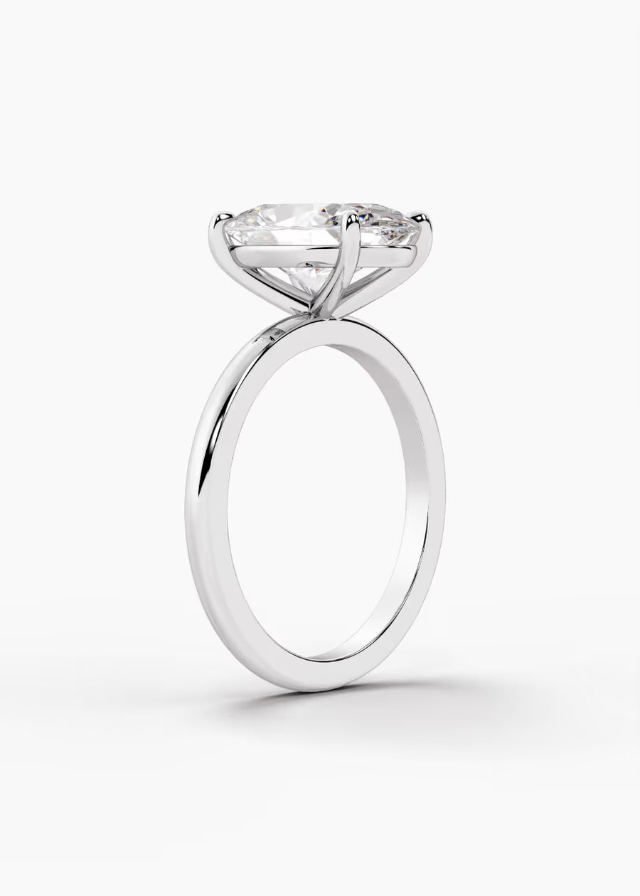 WG: The Signature · Oval — white gold view 2