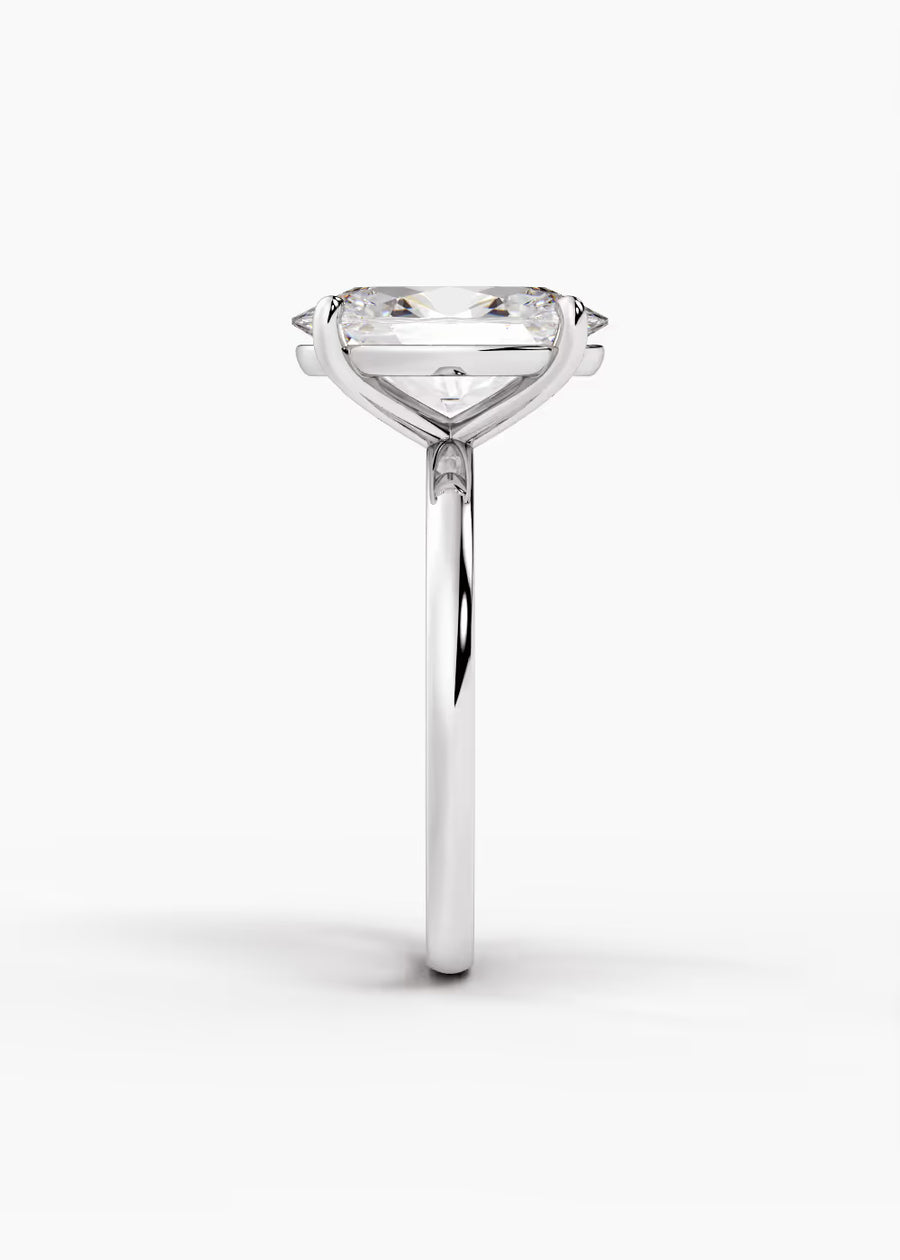 WG: The Signature · Oval — white gold view 3