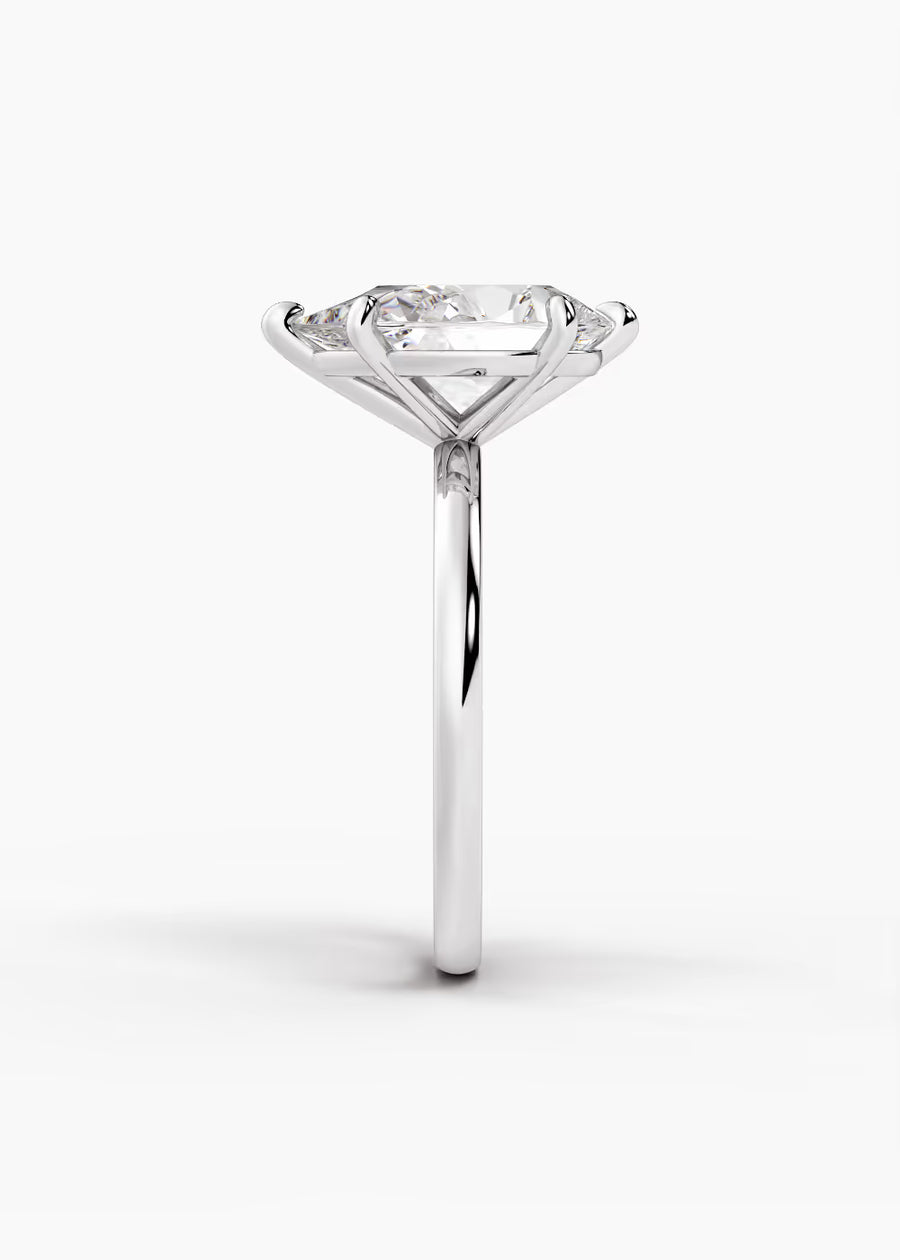 WG: The Signature · Pear — white gold view 3