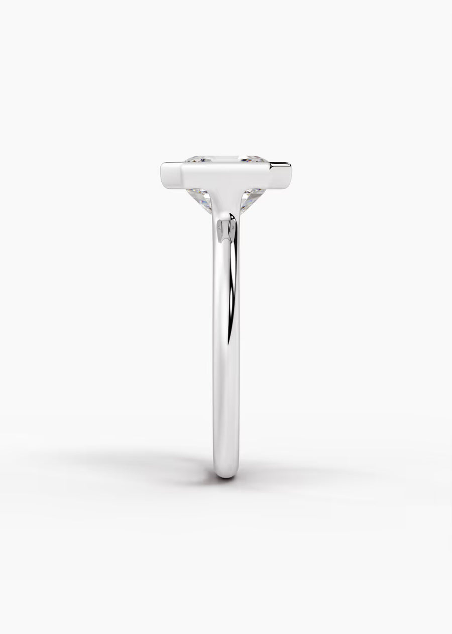 WG: The Silhouette · Asscher — white gold view 3