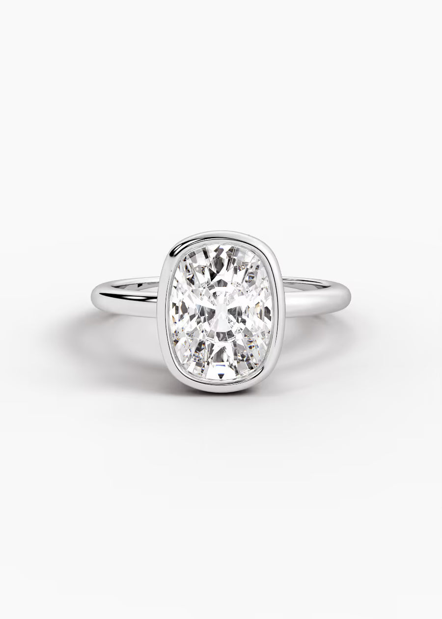 WG: The Silhouette · Elongated Cushion — white gold view 1