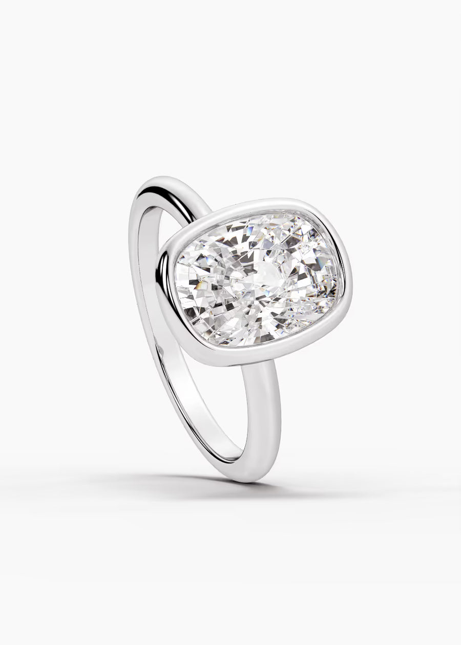 WG: The Silhouette · Elongated Cushion — white gold view 4