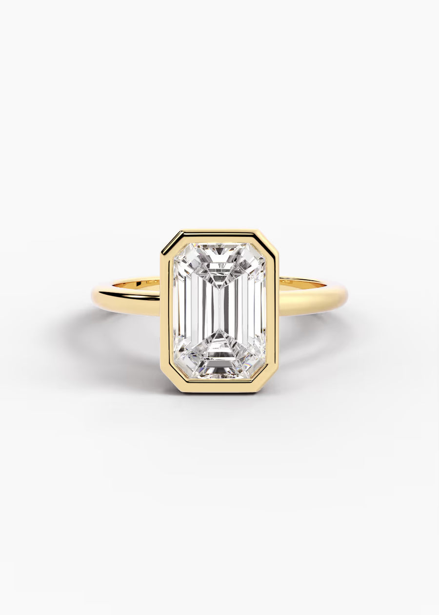 YG: The Silhouette · Emerald — yellow gold view 1