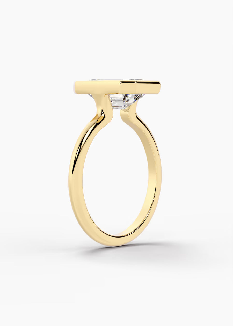YG: The Silhouette · Emerald — yellow gold view 2