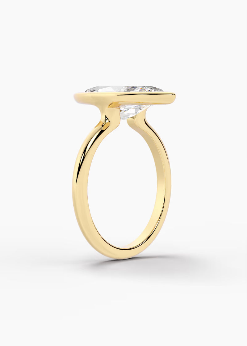 The Silhouette · Marquise — YG detail