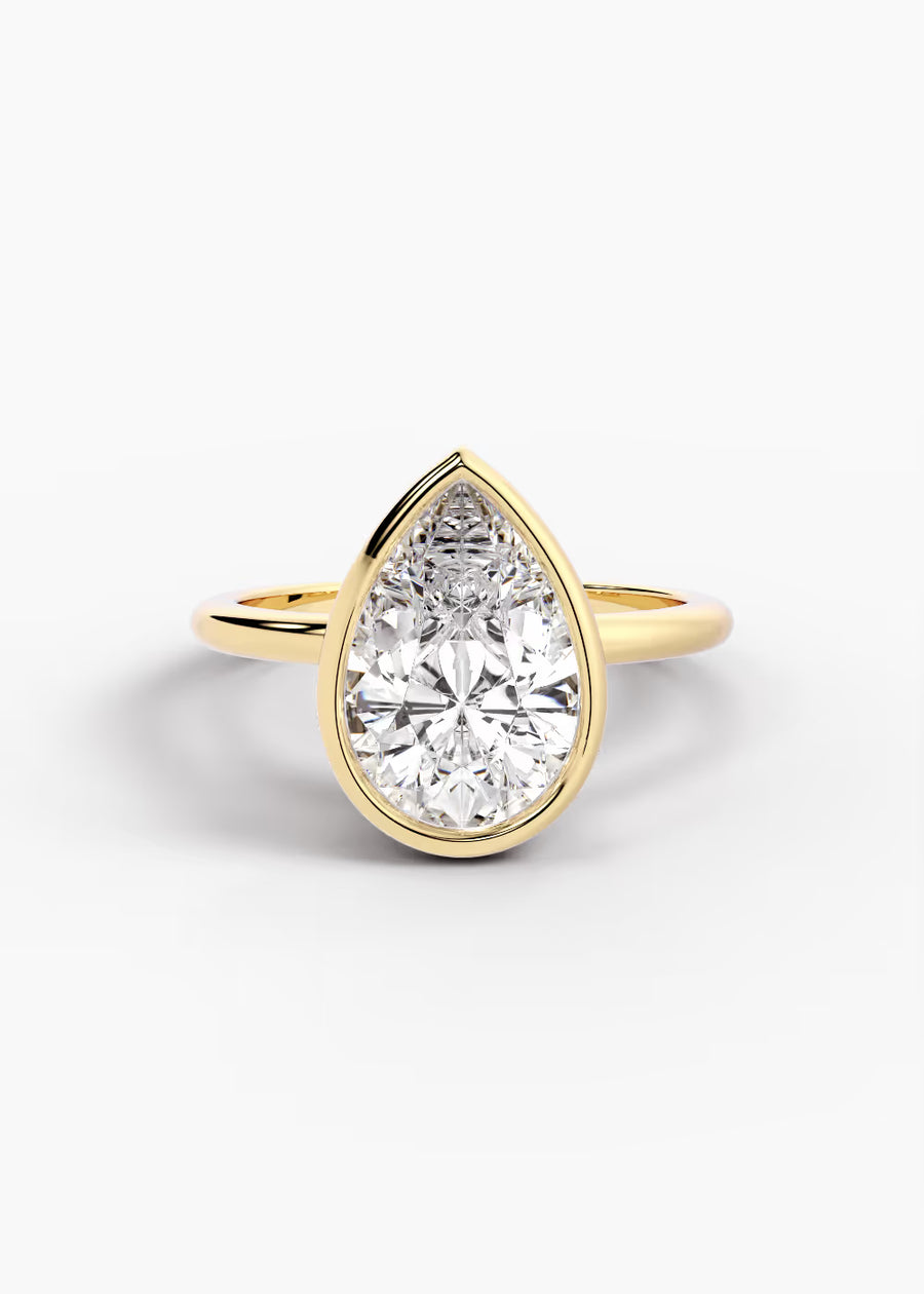 YG: The Silhouette · Pear — yellow gold view 1
