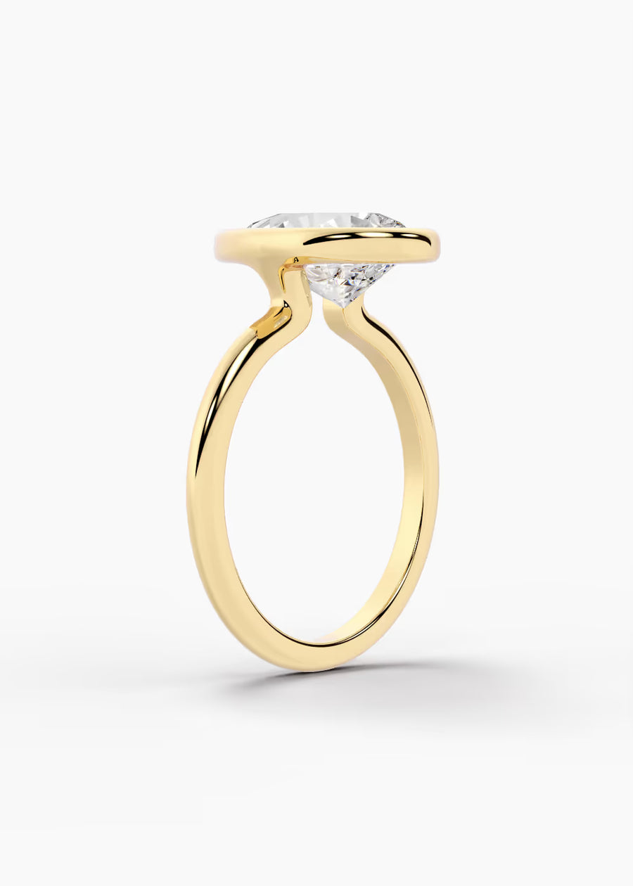 YG: The Silhouette · Pear — yellow gold view 2