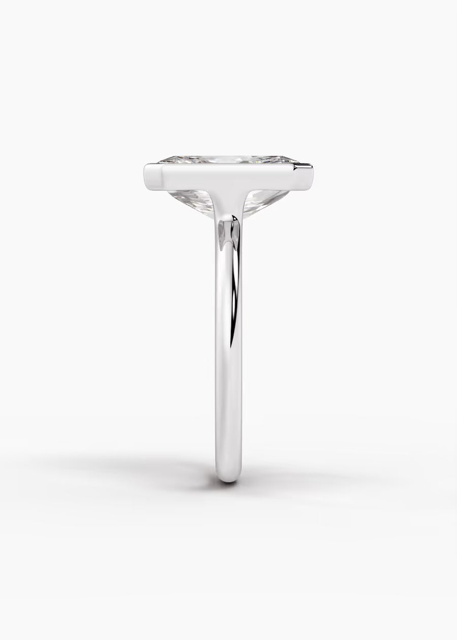 WG: The Silhouette · Radiant — white gold view 3