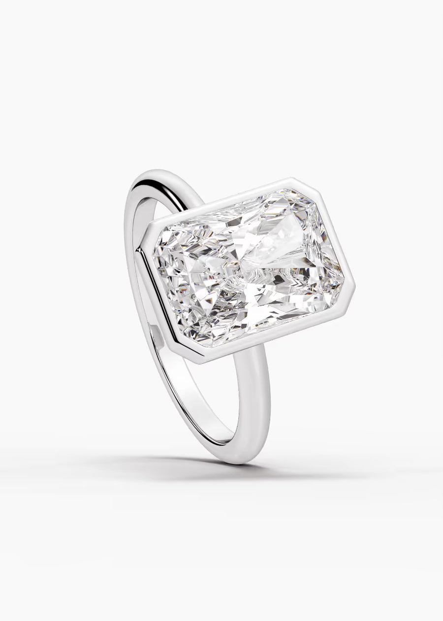 WG: The Silhouette · Radiant — white gold view 4