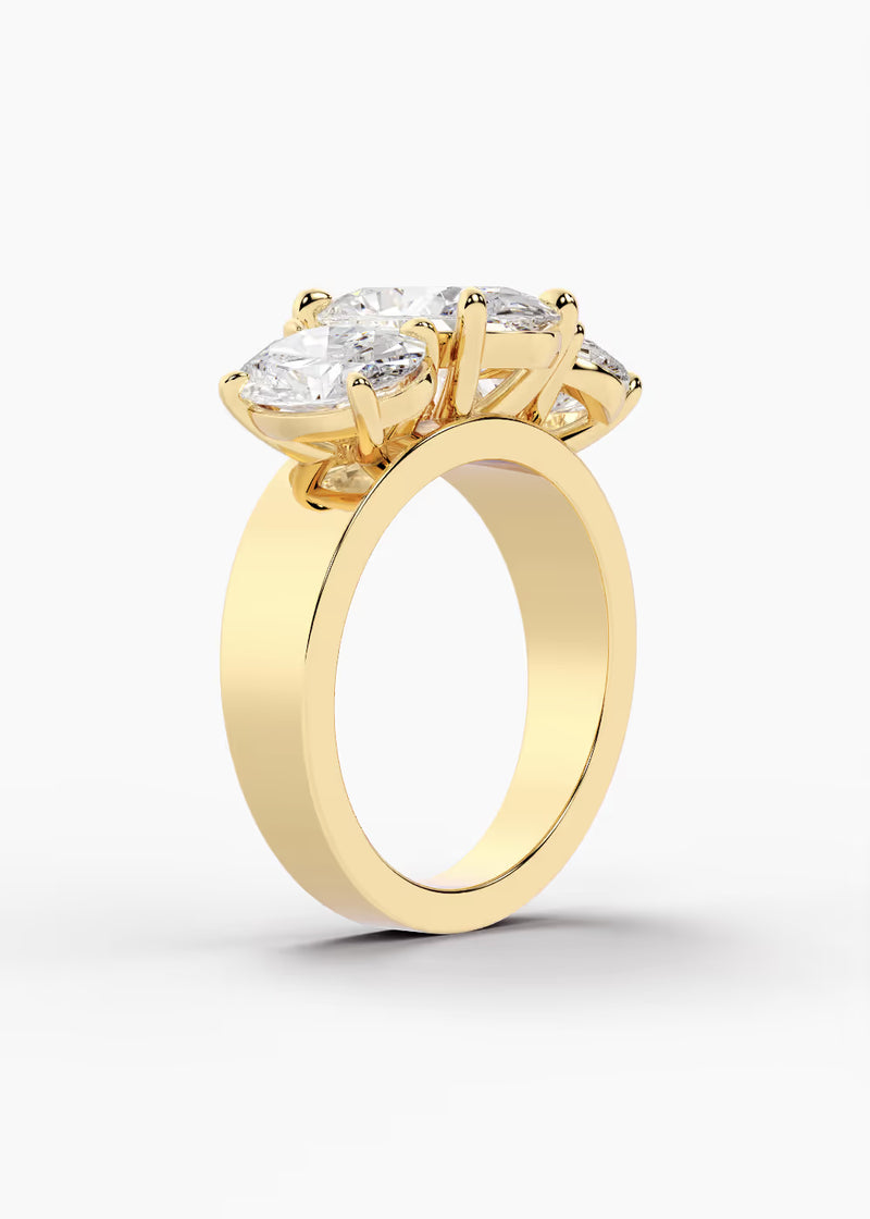 The Sovereign · Oval — YG detail